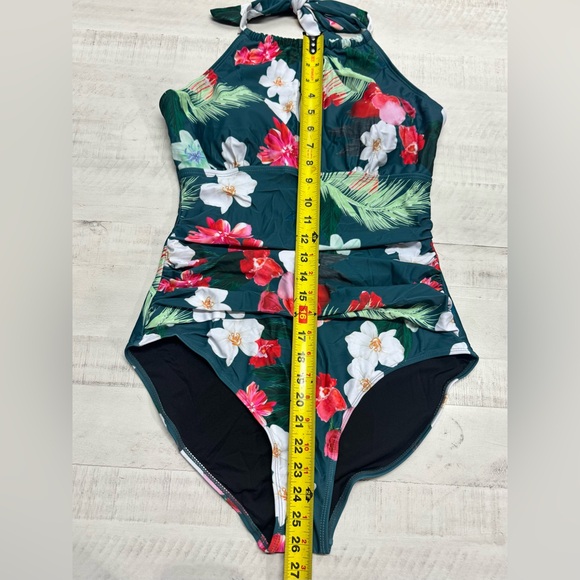Floral Halter One-Piece Swimsuit - Picture 6 of 11